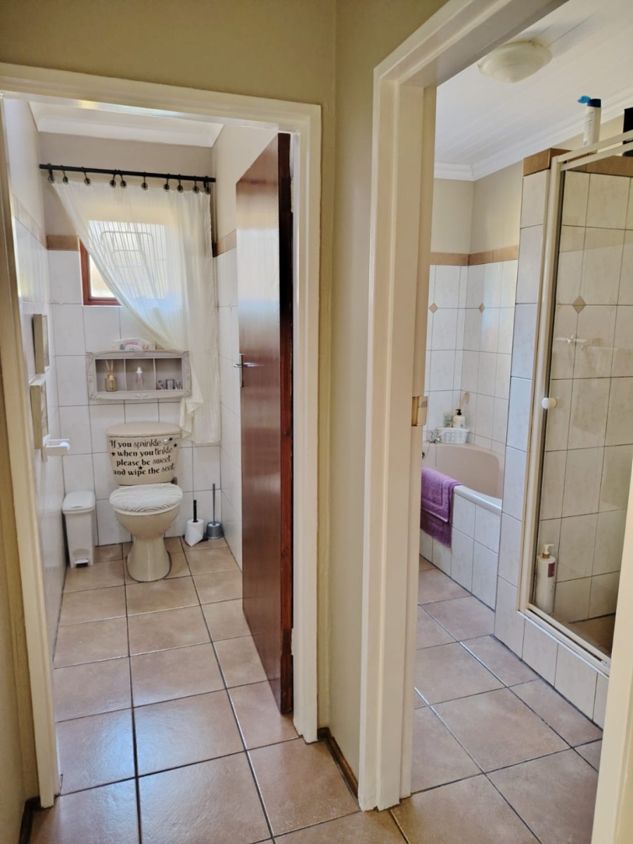 3 Bedroom Property for Sale in Moorreesburg Western Cape